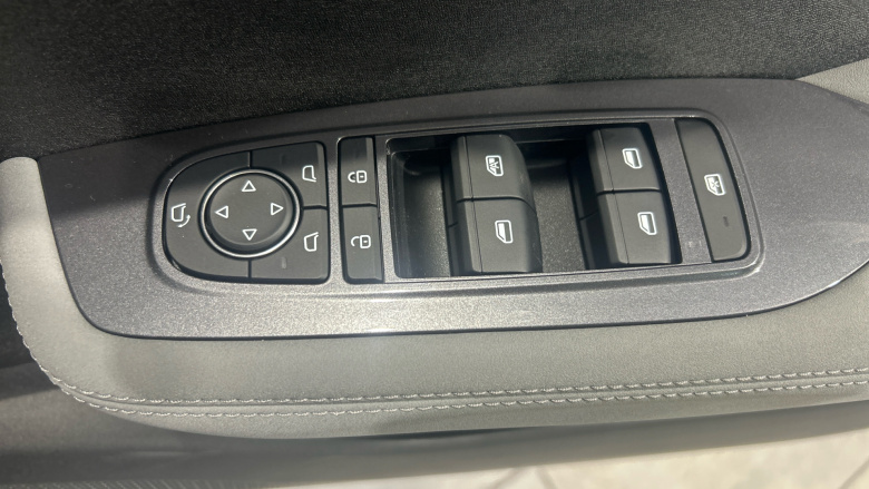 BYD Dolphin Surf 115kW Comfort 43kWh 5dr Auto Electric Hatchback